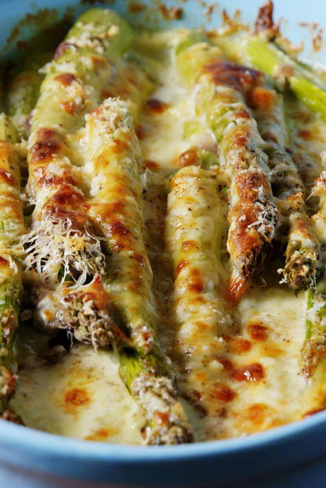 Cheesy Baked Asparagus 1