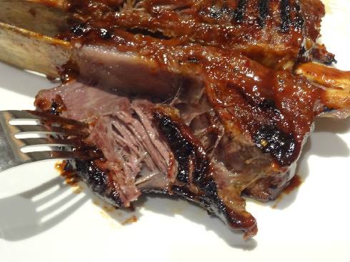 SLOW COOKER BARBEQUED BEEF RIBS