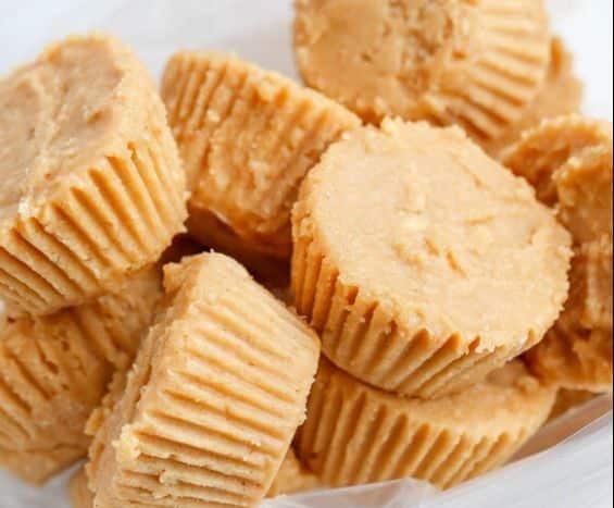 Keto Cream Cheese Peanut Butter Fat Bombs