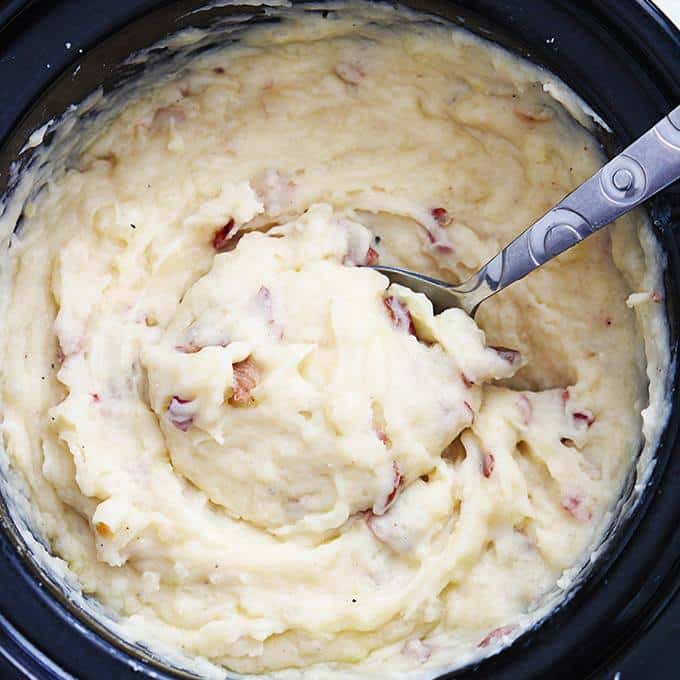 Slow Cooker Buttery Garlic Herb Mashed Potatoes!