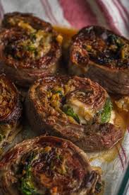 Cheesy Spinach And Mushroom-Stuffed Steak Rolls