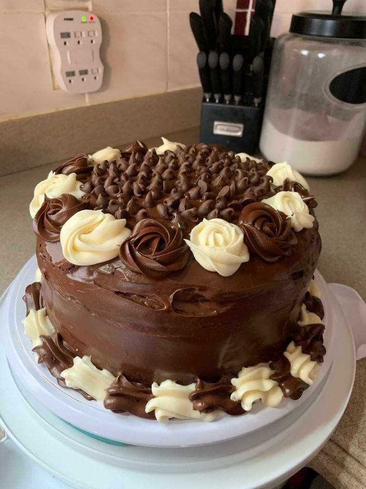 Hersheys Chocolate Cake with Cream Cheese Filling & Chocolate Cream ...
