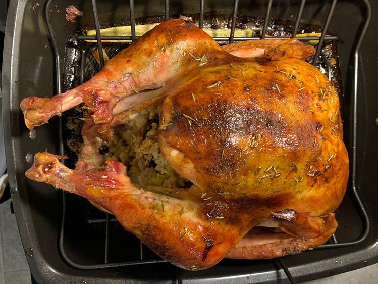SUPER JUICY TURKEY BAKED IN CHEESECLOTH AND WHITE WINE