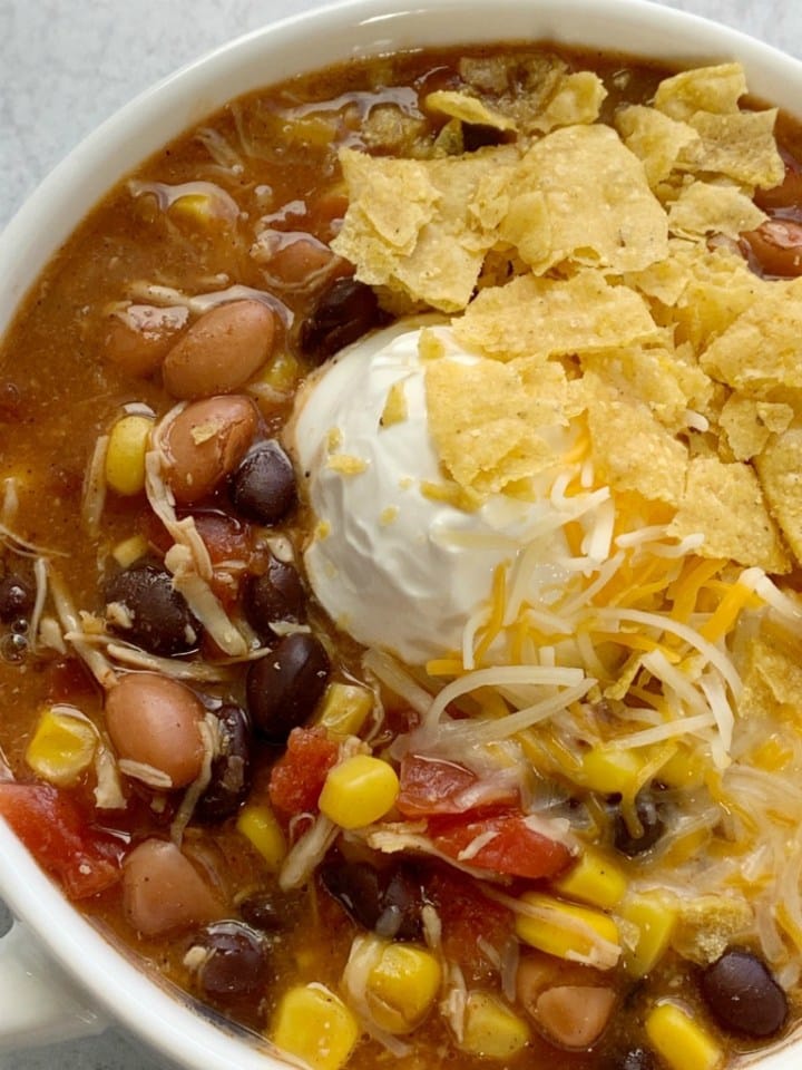 7 CAN CHICKEN TACO SOUP