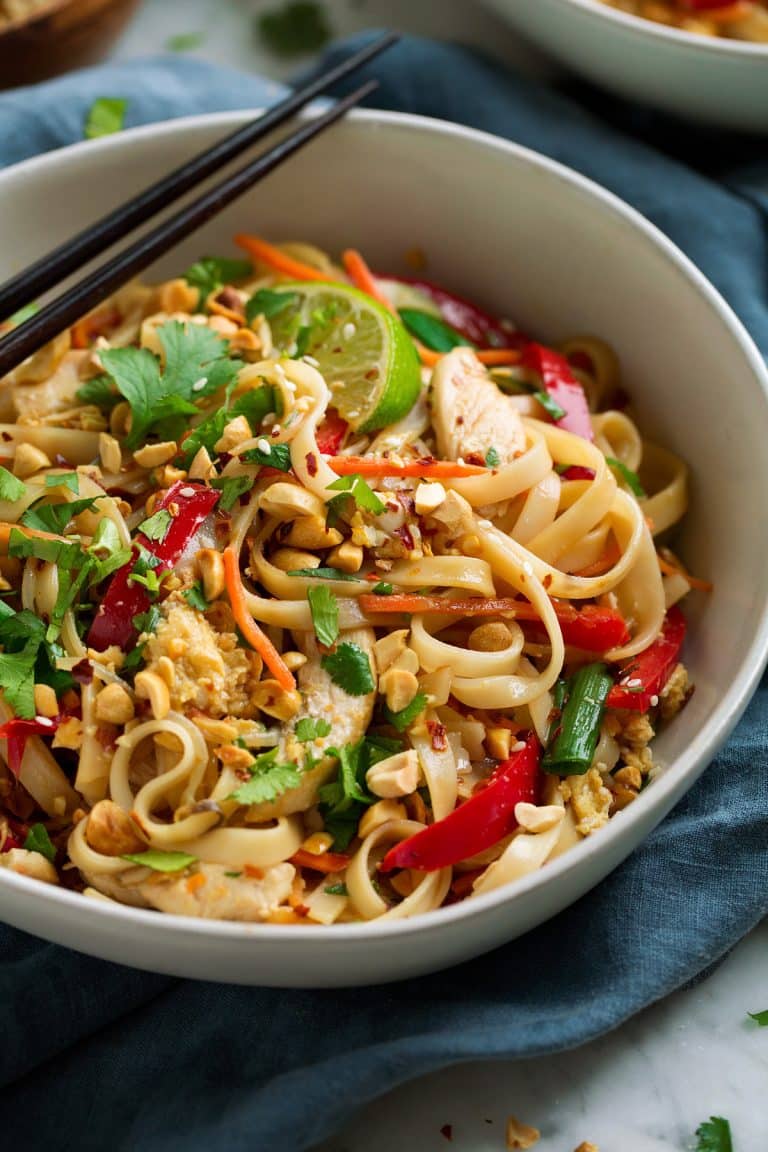 Pad Thai (with Chicken or Shrimp)
