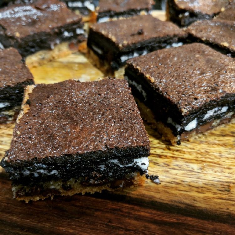 DELIGHTFULLY SINFUL BROWNIES