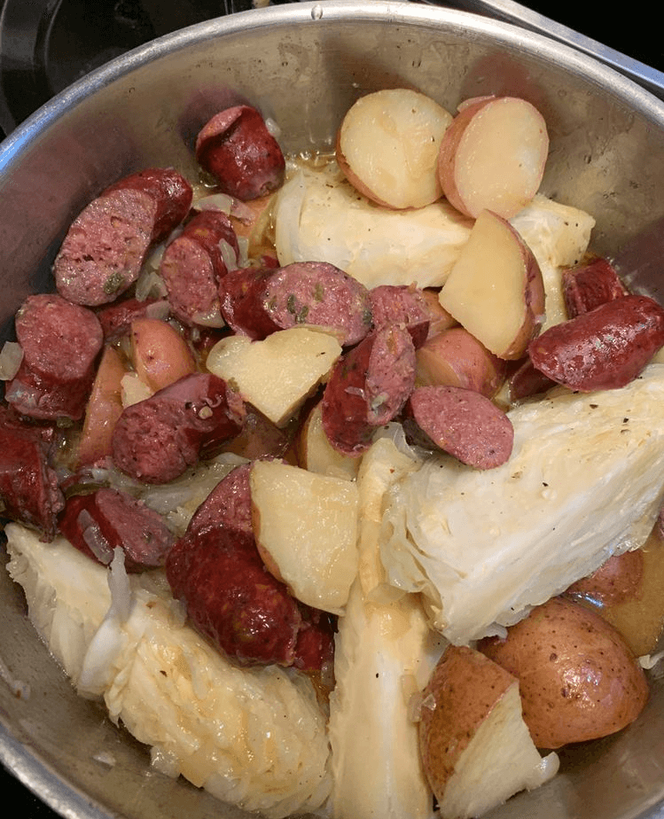 STEAMED CABBAGE WITH RED POTATOES, AND SMOKED SAUSAGE