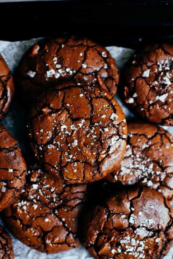 brownie crinkle cookies 1