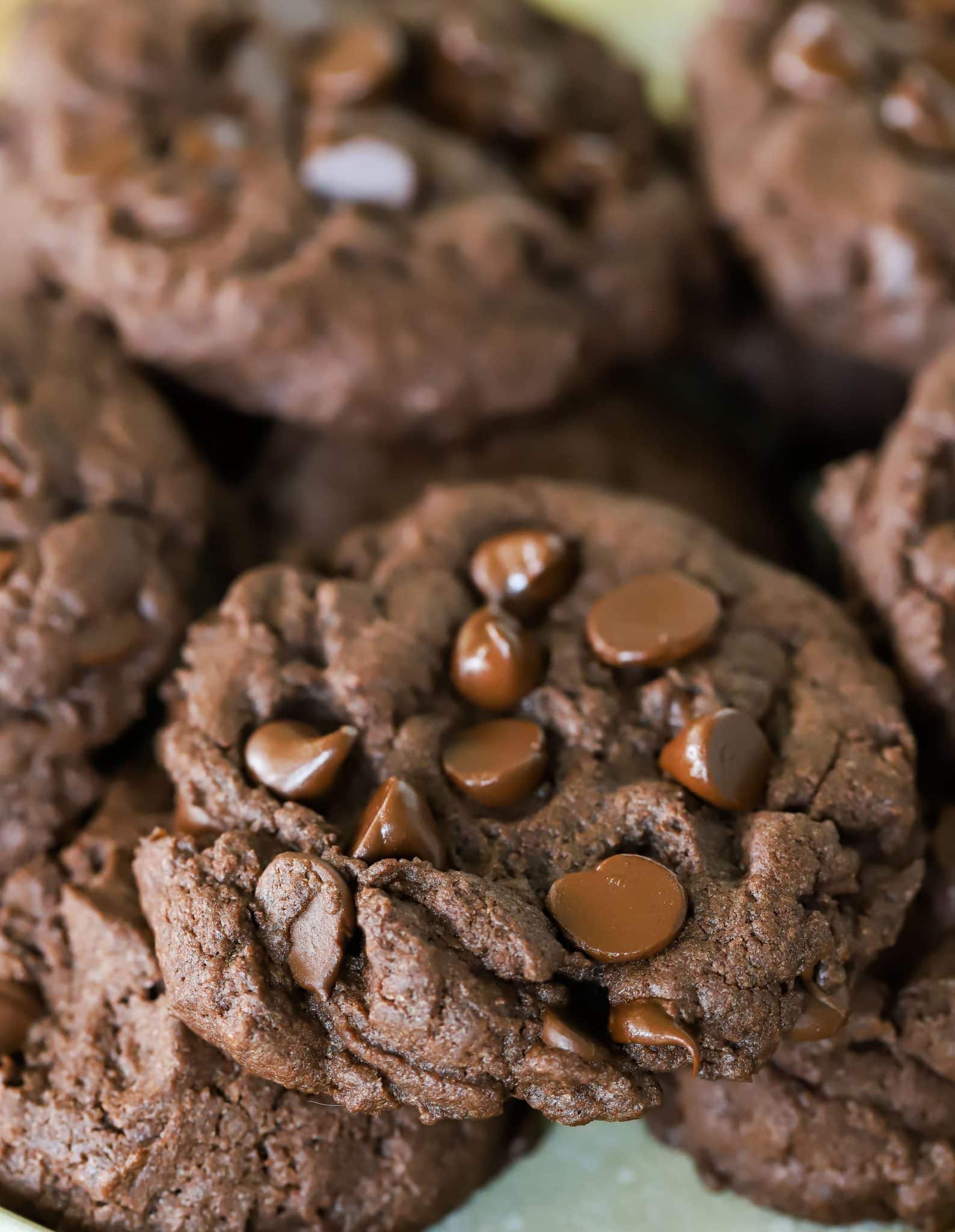 Easy Chocolate Cookies 4 Ingredients!