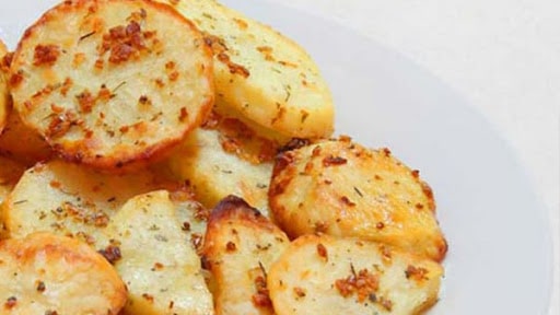 Baked Garlic Potato Slices