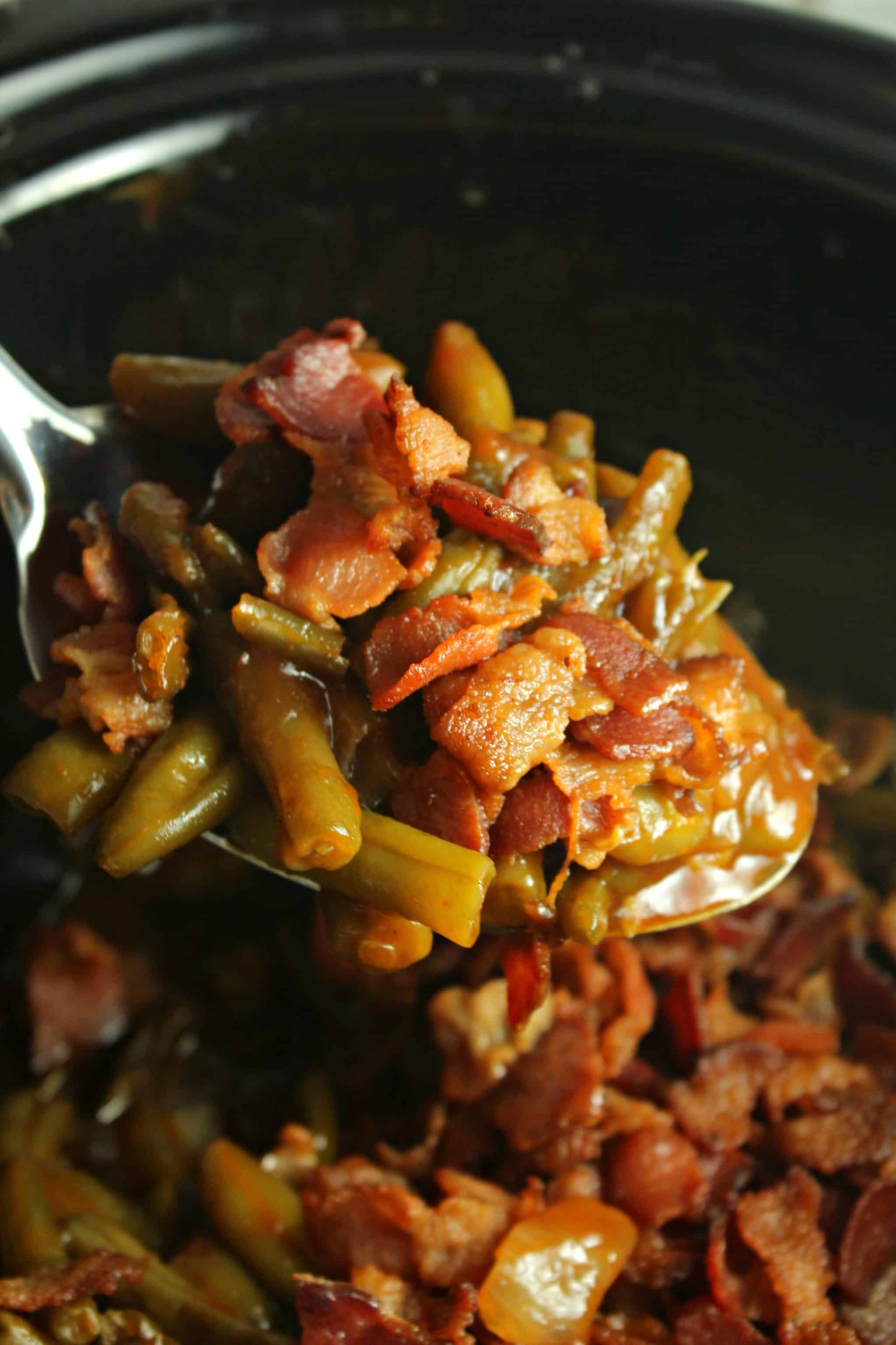 Slow Cooker Smothered Barbecue Green Beans