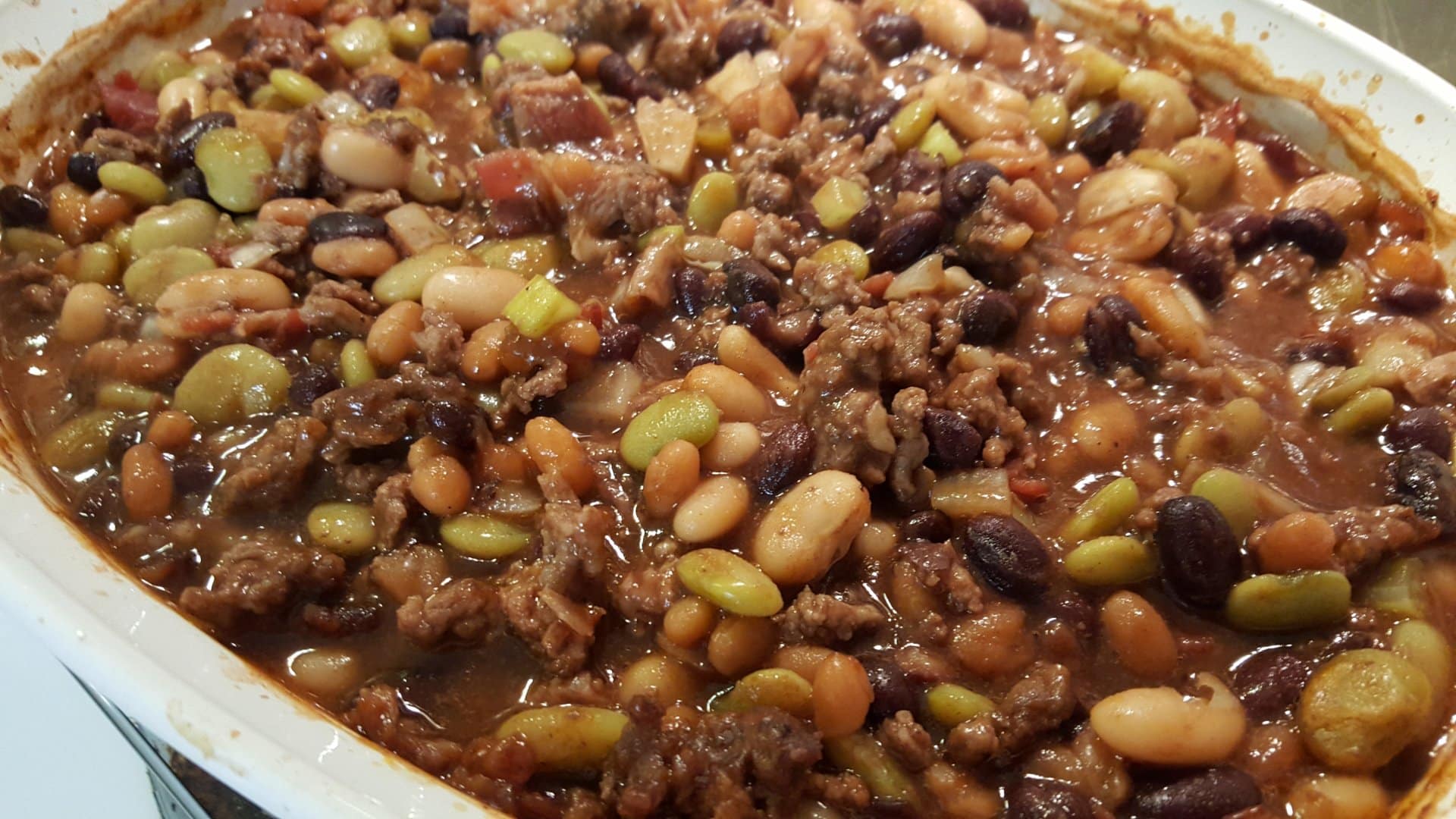 THIS CALICO BEAN CASSEROLE IS THE BEST THING YOU CAN MAKE WITH CANNED BEANS