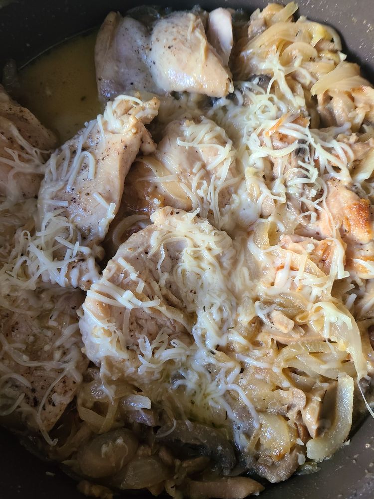 FRENCH ONION SMOTHERED CHICKEN BREASTS