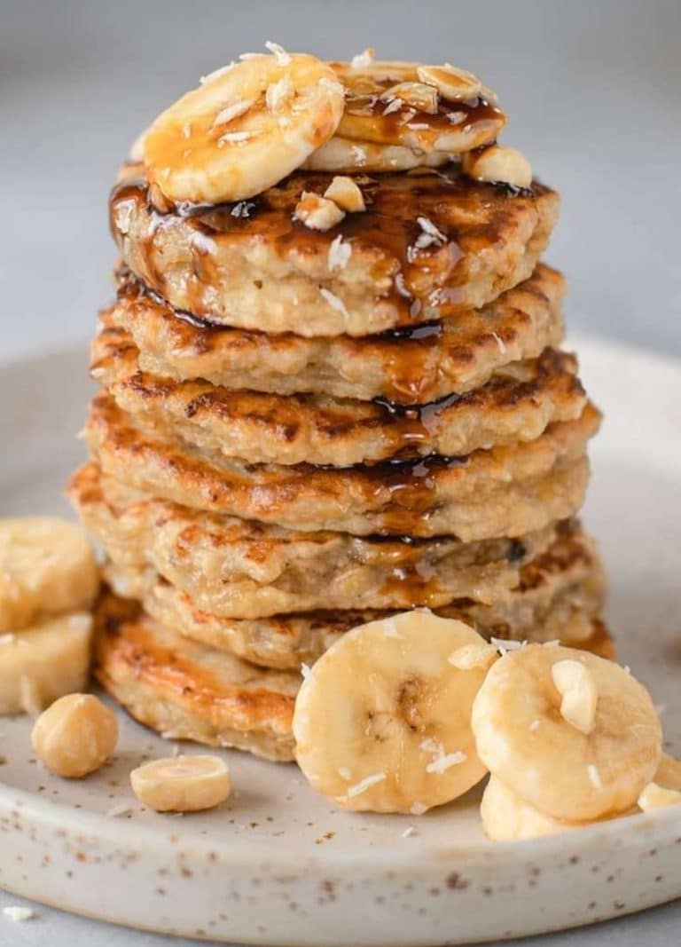 Healthy Banana Oatmeal Pancakes