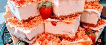 Strawberry Cheesecake Bars￼￼ 24