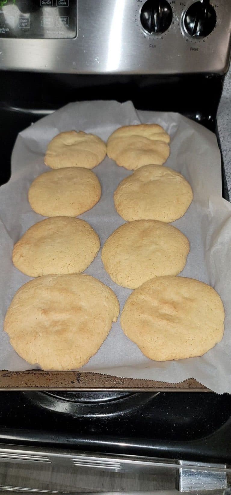 MAKE THESE SOUTHERN TEA CAKE COOKIES FOR THE HOLIDAYS