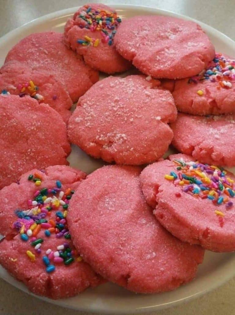 Polvorones Mexicanos (big pink cookies)