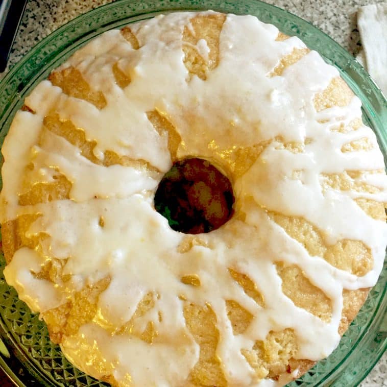 Lemon-Buttermilk Pound Cake with Lemon Glaze￼