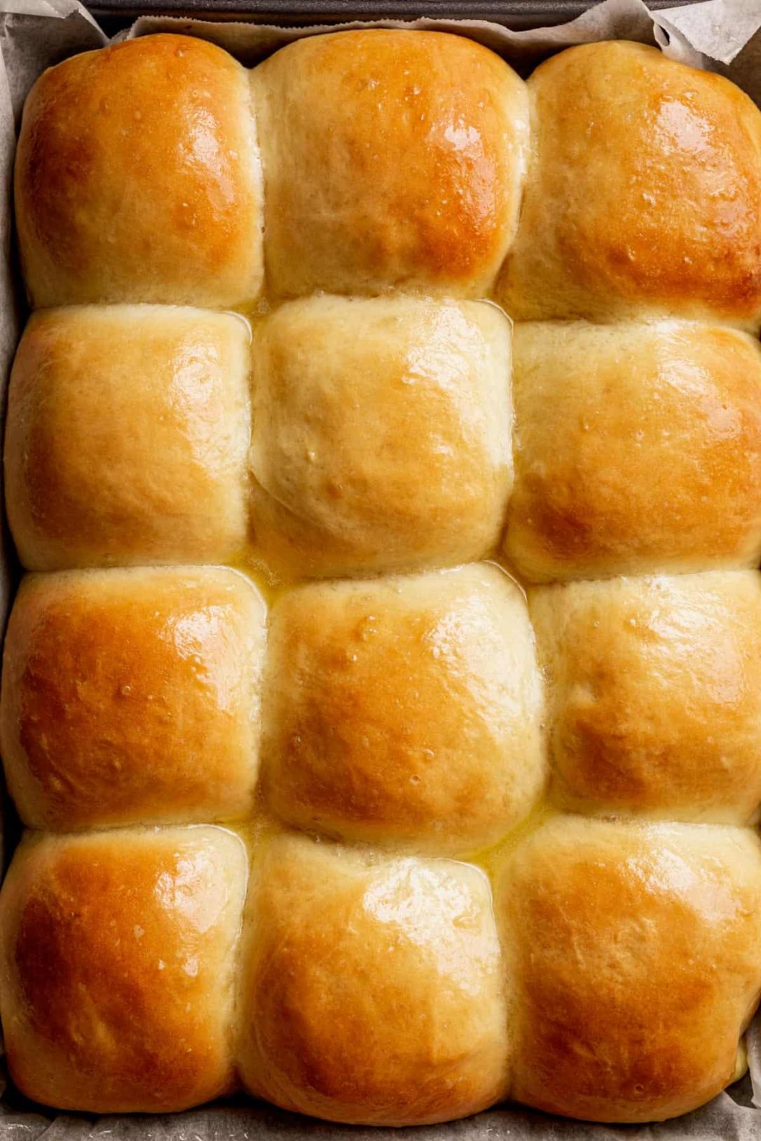 Soft And Fluffy Dinner Rolls The Kind Of Cook Recipe