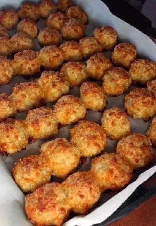 Spicy Chicken Cheeseballs