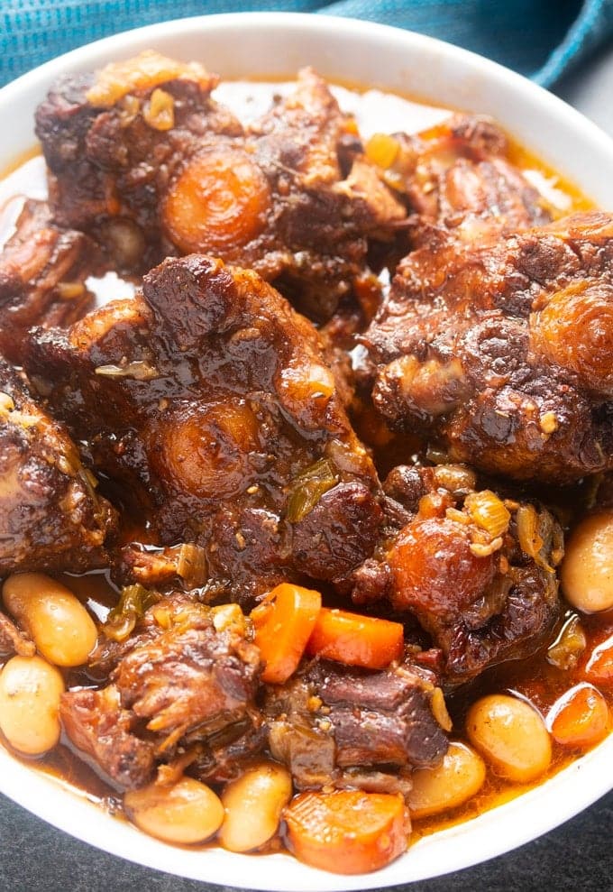 The BEST Jamaican Oxtail Recipe 1