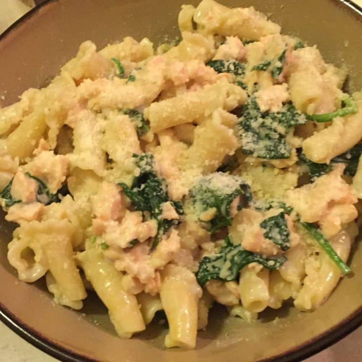 SALMON PASTA WITH SPINACH 1