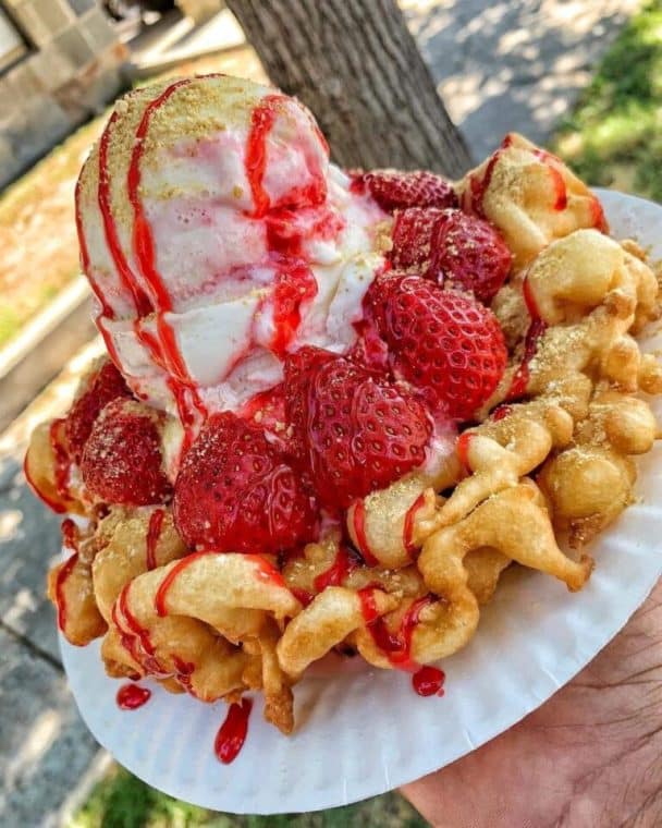 strawberry cheesecake funnel cake sundae - the kind of cook recipe