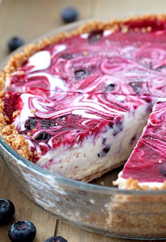 Very Berry Frozen Cream Pie