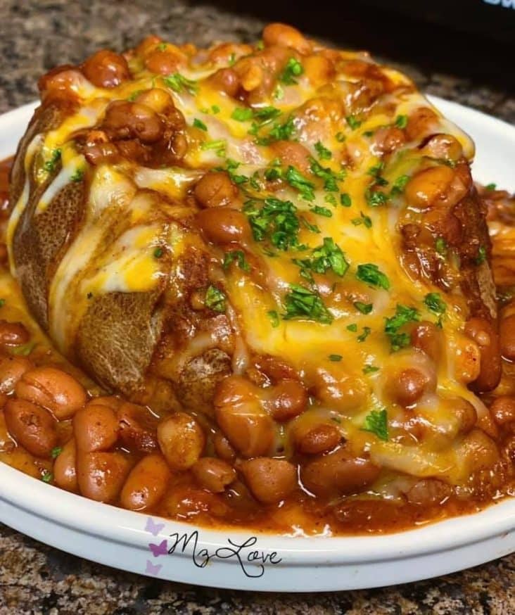 Chili baked potato with cheese 1
