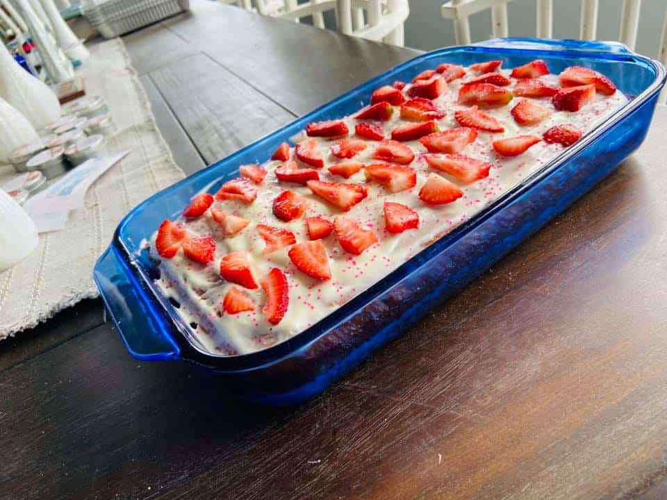 strawberry tres leches