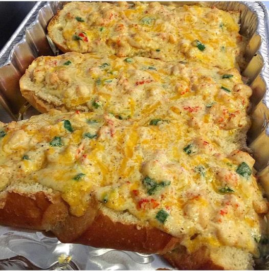 Cracked Crab Cheese Bread 1