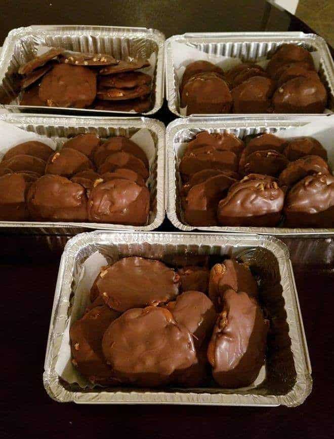 -Homemade Turtle Candy With Pecans and Caramel..
