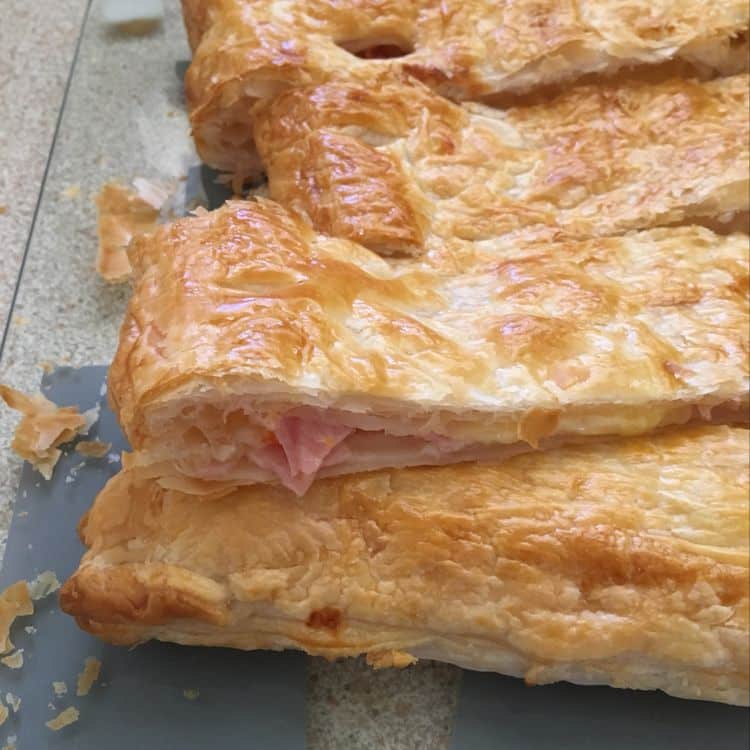 HAM AND CHEESE PUFF PASTRY MELT