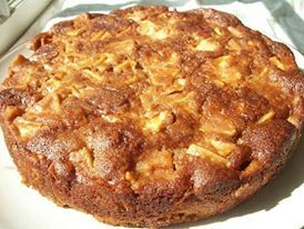 One Bowl Apple Cake – This cake is so moist and rich and just perfect for this time of year. (and easy to make!)