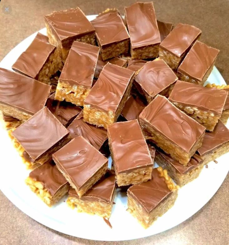 Chewy Snickers Brownies 1